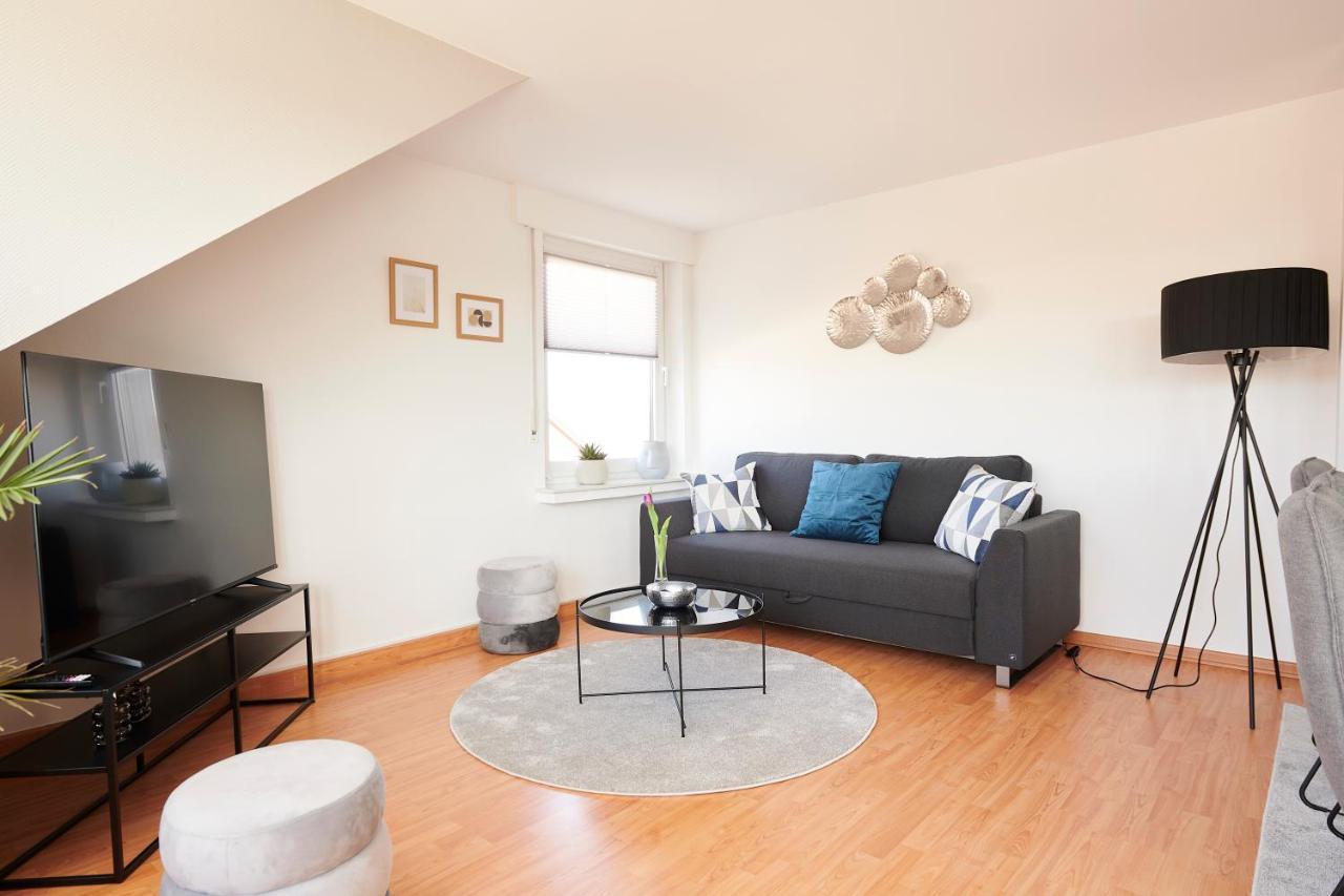 Апартаменты Grosszuegig & Stilvoll Parkplatz ,Ruhige Lage, 5 Personen, Langzeit Падерборн Экстерьер фото