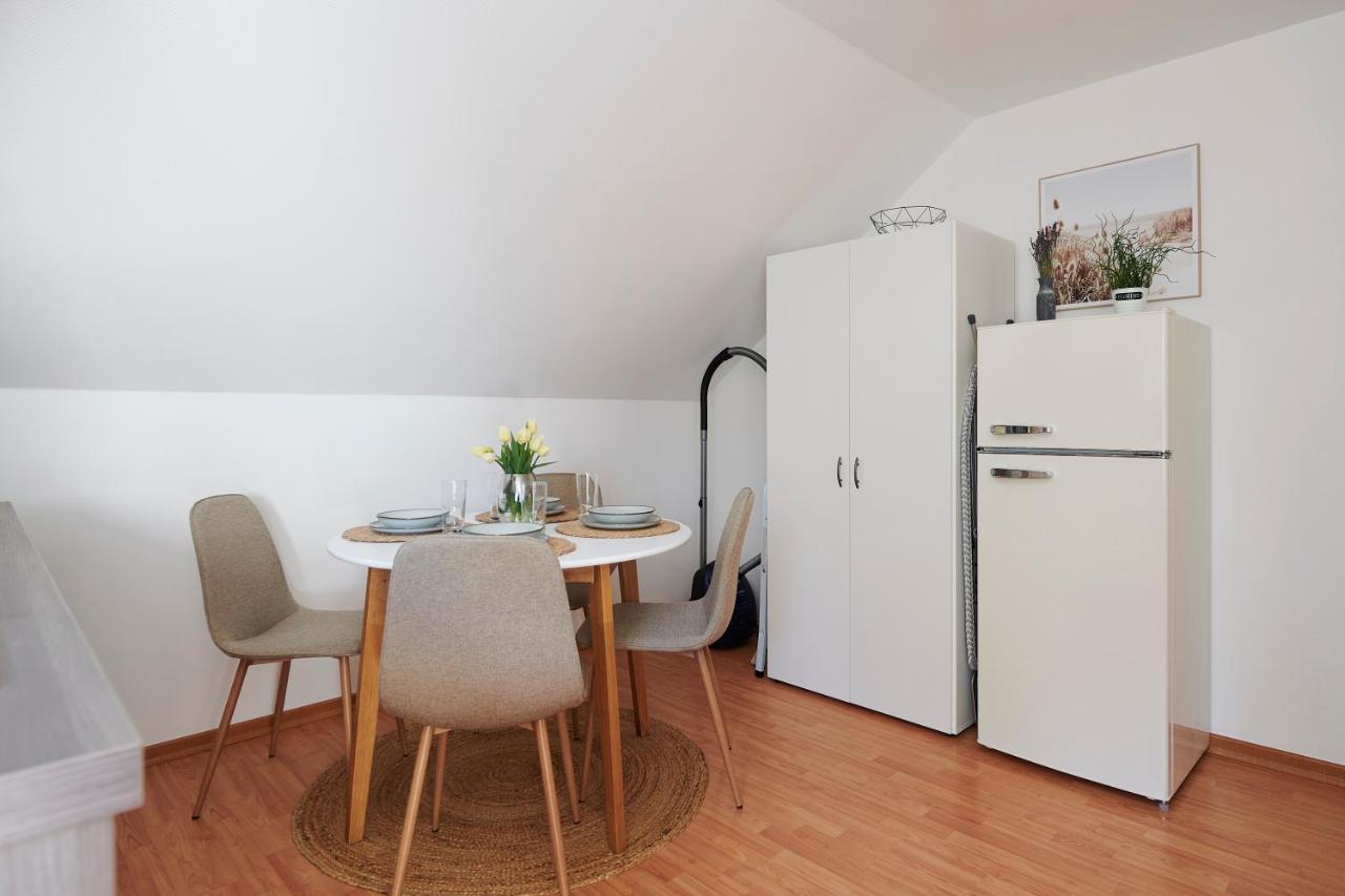 Апартаменты Grosszuegig & Stilvoll Parkplatz ,Ruhige Lage, 5 Personen, Langzeit Падерборн Экстерьер фото